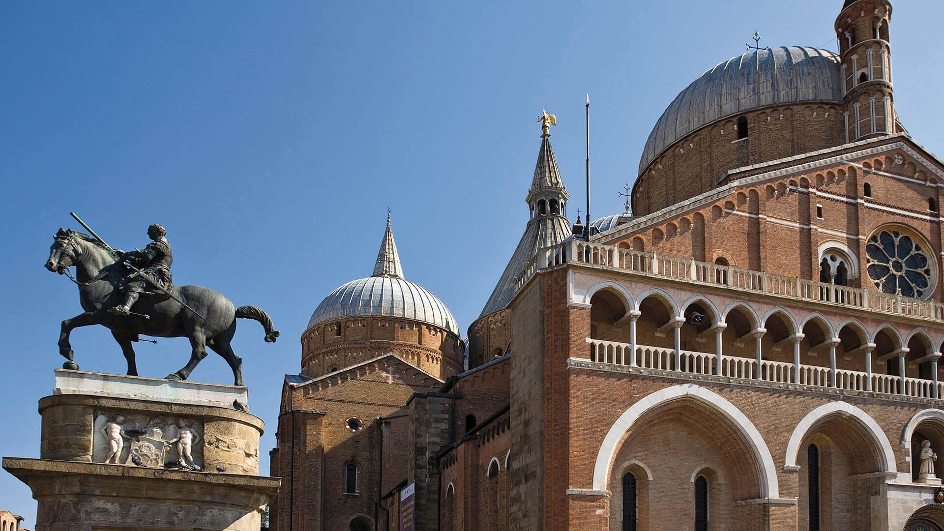 Mysterious attractions of Padua Mysterious attractions of Padua
